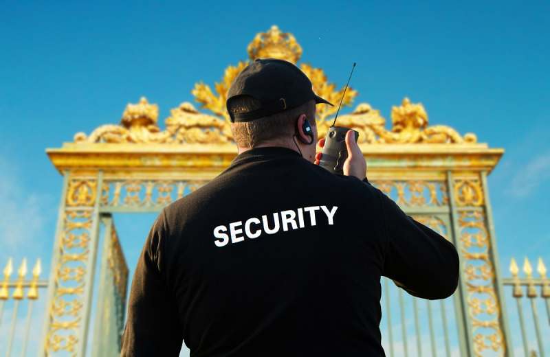 Signs Your Business Needs Security Services